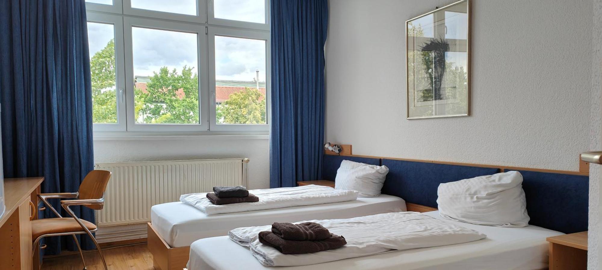 Hw Hotel - Haus Am Niederfeld Берлин Экстерьер фото